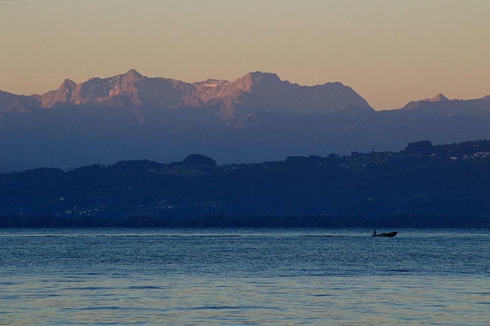 Zum Seglerhafen - Ferienappartement Kressbronn am Bodensee Luaran gambar